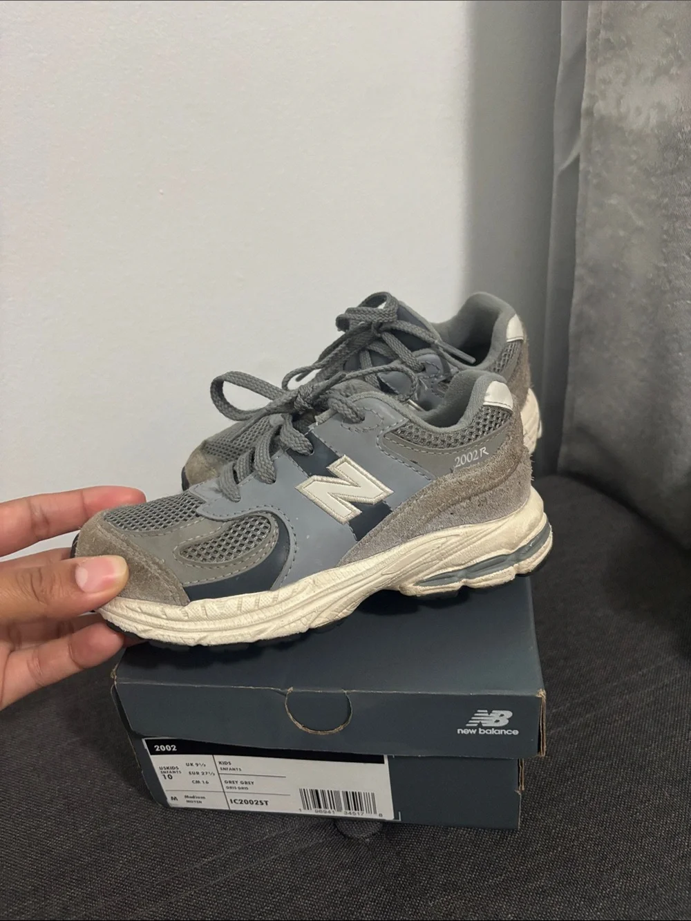 New Balance kids Grey 2002R Athletic Sneakers